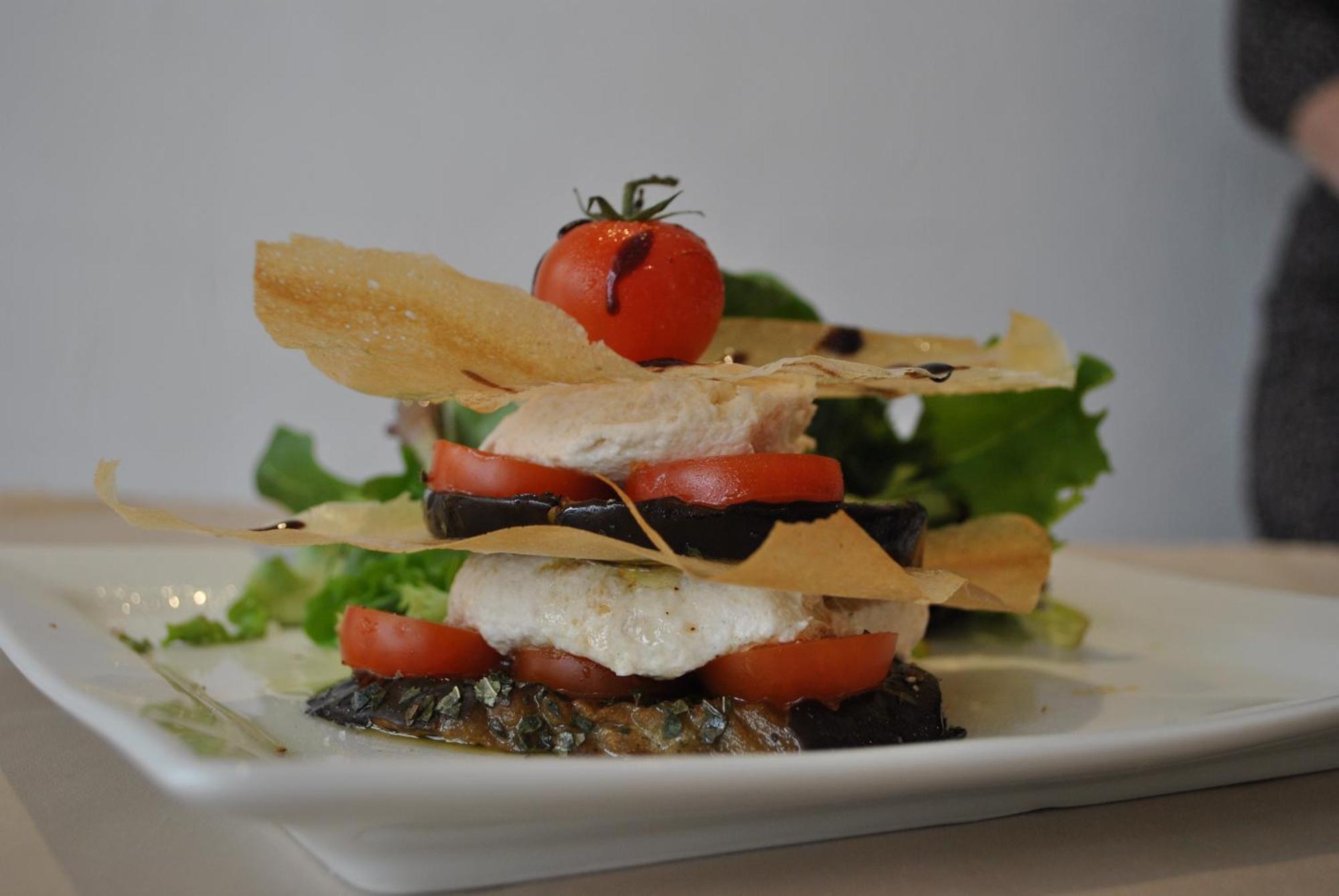לה-גרו-דו-רואה Hotel Restaurant Le Provencal מראה חיצוני תמונה