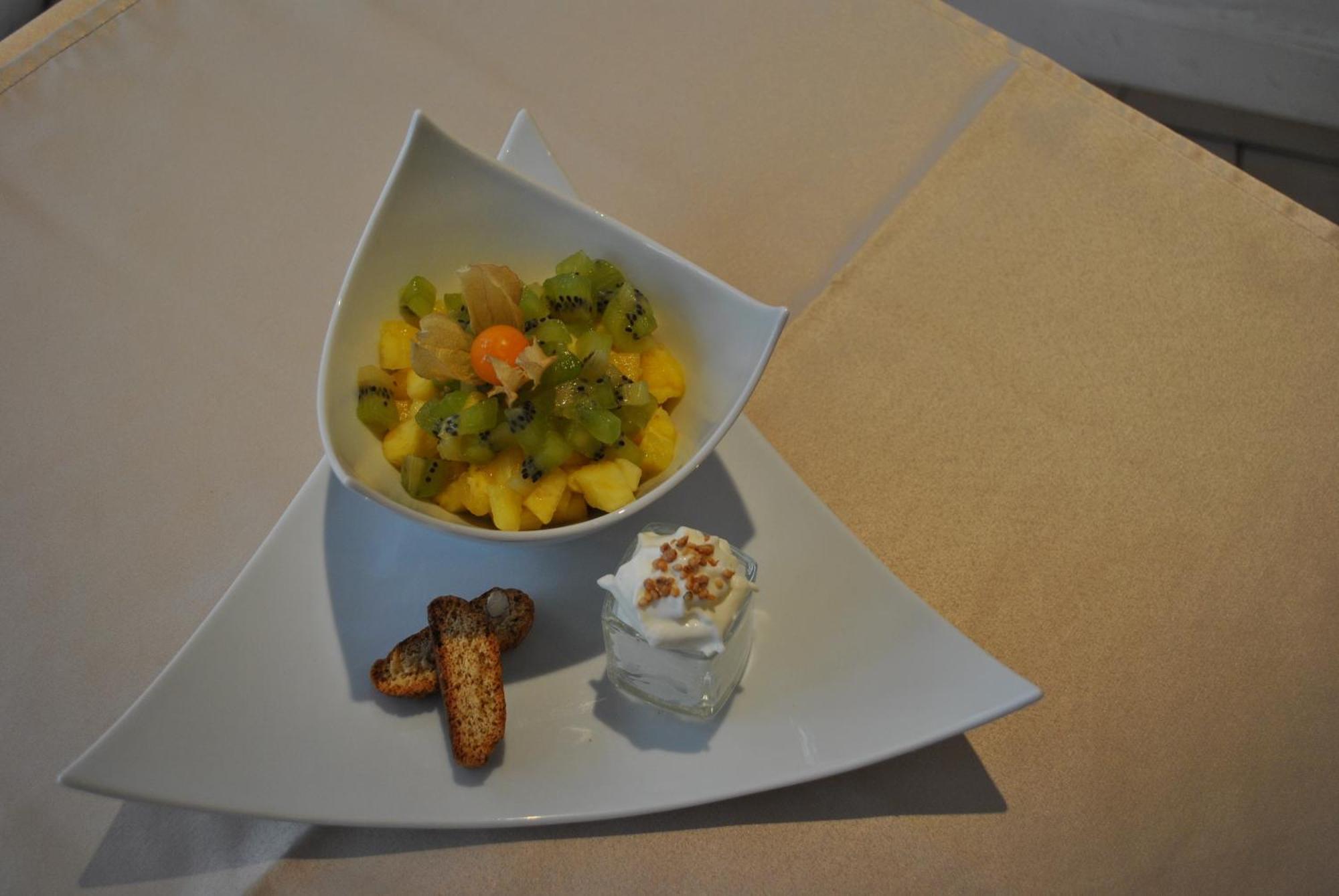 לה-גרו-דו-רואה Hotel Restaurant Le Provencal מראה חיצוני תמונה