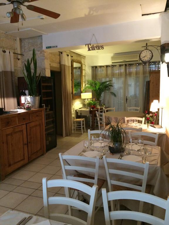 לה-גרו-דו-רואה Hotel Restaurant Le Provencal מראה חיצוני תמונה